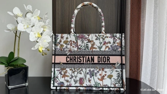 BOOK MEDIUM TOTE-36*18*28CM DIRO 0724